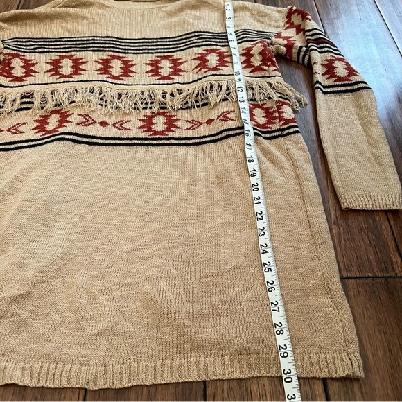 Maurices Boho Fringe Open Front Cardigan Long Aztec
Western Rodeo Medium Duster - Picture 10 of 12